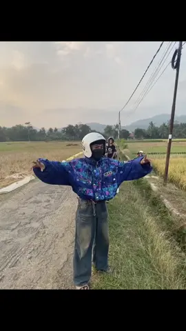 asal gaya😭