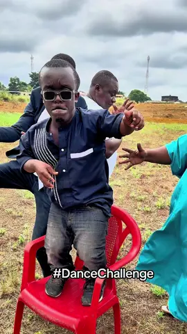 On attend vos vidéos challenge 🔥 #fyp #dancechallenge #africanmusic #trendafrica #ndombolo 