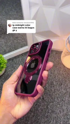 Membalas @storylove1993 Cocok dong! Midnight nya jadi kelihatan makin keren, apalagi maroon itu warna deep yang elegan 😍 #caseiphone #casingiphone 