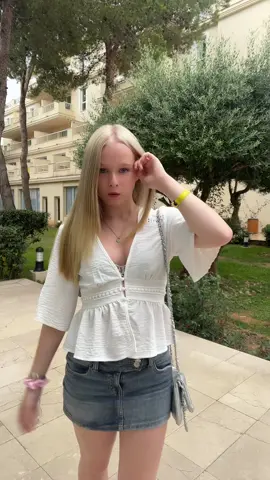 #hotel #vacation #hair #eyes #trumblergirl #viraal #outfit 