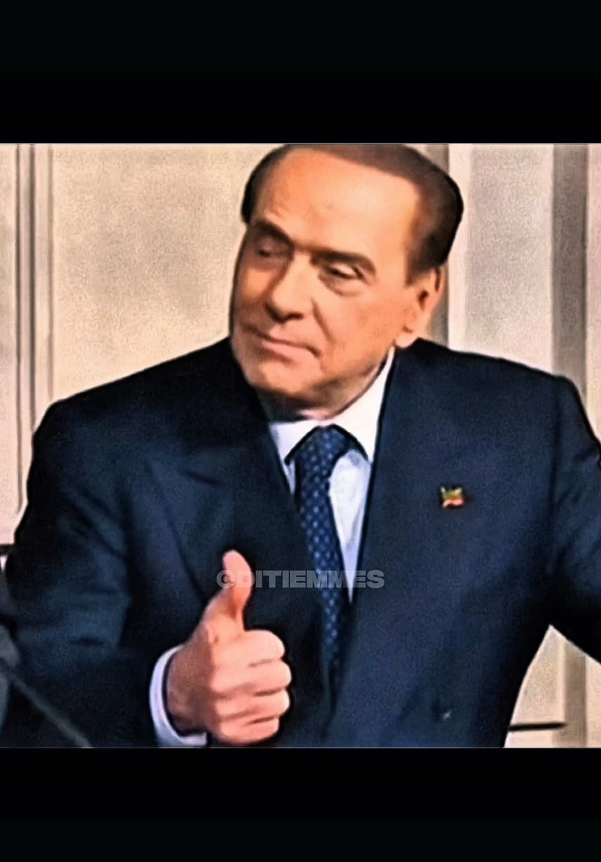 Ci sono necessità che devono essere inevitabilmente considerate come prioritarie 😂 #silvioberlusconi #italia #davidparenzo #parenzo #neiperte #andiamoneiperte #fyp #editberlusconi 