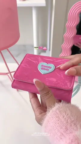 pink wallet 💳🎀