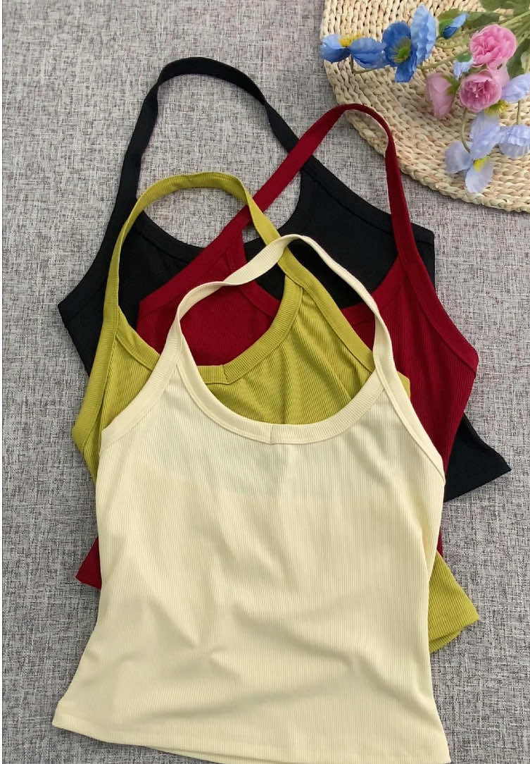 Women's Solid Backless Halter crop top #fashion #uktiktok #athletic #cozy #sportgirl #fashiontiktok  #sportsuit  #comfortable #girls #gift #loveyourself #tik_tok #OOTD #summercoming #sport #💖#💕#✨#tiktokshop#shopping#Dealdrops #tiktokmademebuyit #spotlight  #Tchic 