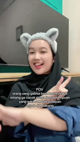 Alergi orang munafik🙅🏻‍♀️