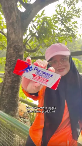 kemarin ke Apotek dan sama mbak Aptotekernya nawarin ini. Paramex Nyeri Otot Hot Cream! Kalo cari Krim pegal-pegal dan gak bau balsem, gak lengket dan licin nyaman banget buat pijat. mending cobain deh💆🏻‍♀️!