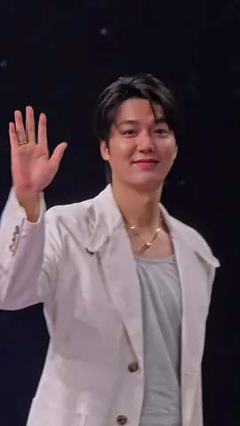WHAT DO YOU MEAN HE IS 38?? 😭 #이민호#LeeMinHo  #OmniscientReaderTheProphecy #전지적독자시점 #kmovie @ATriNaga 
