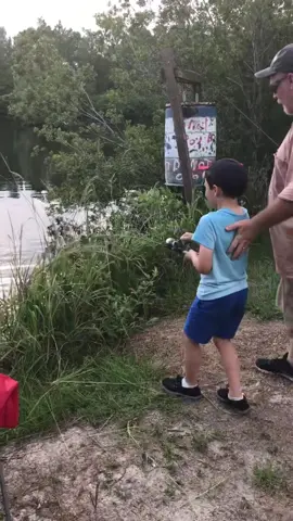 Fishing prank#foryou #tiktok #mischief #foryou #fyp 