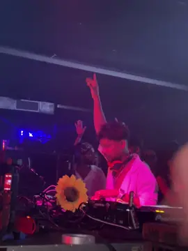 Crowd එක බිම තියන්නෙම නැ මේයානම් 🤯🥶@radith rukshan @noiyse_projectofficial #fypシ #wheneverwherever #progressivehouse #100k #srilanka #noiyseproject @Ceylon RAVE @PROG CEYLOИ @PROGRESSIVE SRI LANKA || 🎼🤍 @YAATRA.official 