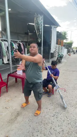 Đủ trò hết😊😊😊