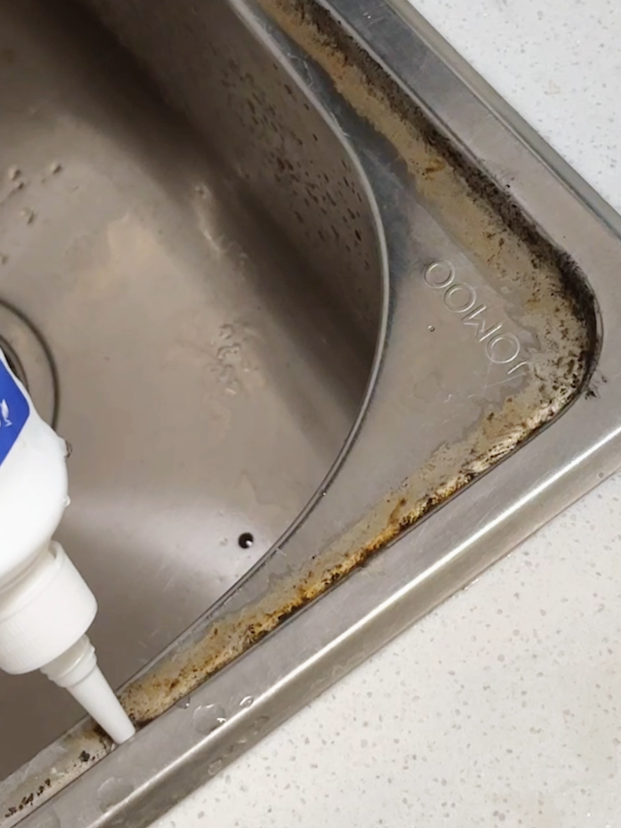 #cleaning #deepcleaning #cleaningtipsandtricks #washercleaning #moldcleaning #mold
