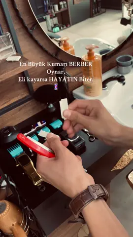Önceki videonun sesini kaldırdılar 🤣         #berber #coiffure #lowfade #midfade #yorgun #berberler 