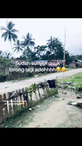 Tambah lagi jalan rusak🤣🤣😭