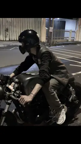 😫 #motorcustom #caferacer 