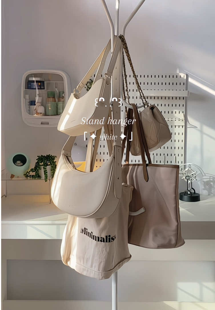 Stand hanger 🛒 #standhanger #roomdecor #printilankamar 