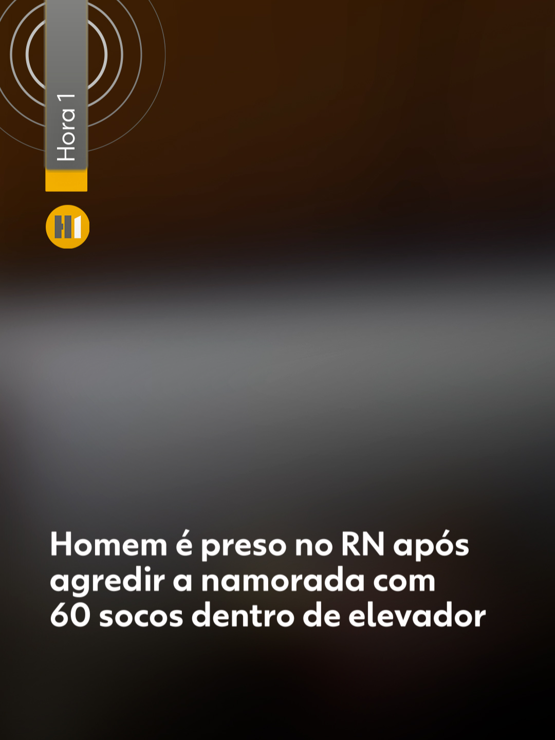 #RioGrandedoNorte - O homem que espancou a namorada com mais de 60 socos dentro do elevador de um condomínio em Ponta Negra, na Zona Sul de Natal, responde pelo crime de tentativa de feminicídio. Câmeras de segurança do elevador registraram o ocorrido. O caso aconteceu no último sábado, por volta das 16h. A mulher de 35 anos sofreu múltiplas fraturas no rosto e no maxilar e vai precisar passar por cirurgia. O homem, de 29 anos, foi preso em flagrante e, após a audiência de custódia, teve a prisão preventiva decretada. 