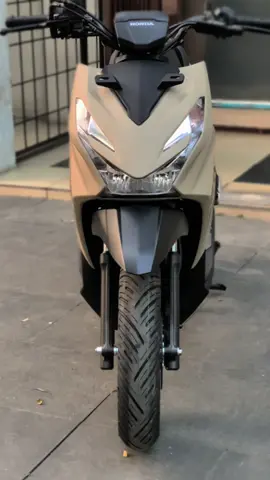 Emang boleh secakep ini?? BeAT Street kembali dengan tampilan baru, warna yg kece badai serta roda yg gemuk