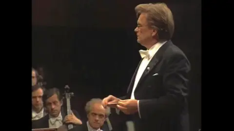 Tchaikovsky Piano Concerto No1 by Mikhail Pletnev
