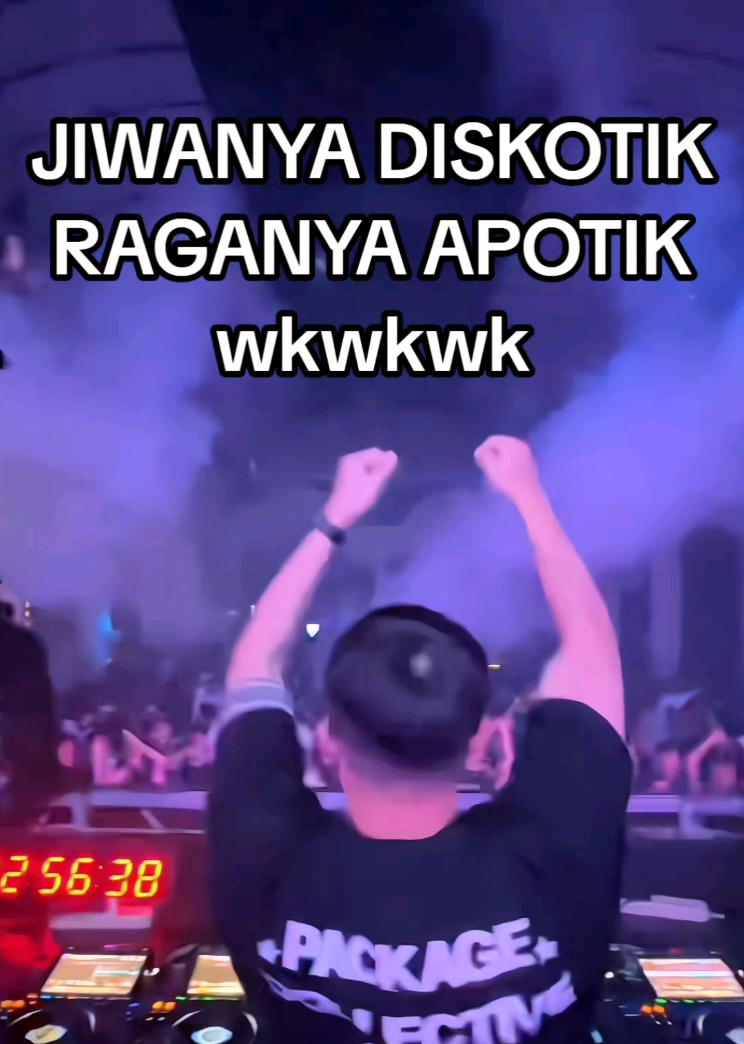 Eh ya ampun 🤭 #indobounce #indonesianbounce #jedagjedug #viral #fyp #stevechris dj on stage : @stevechris_ 