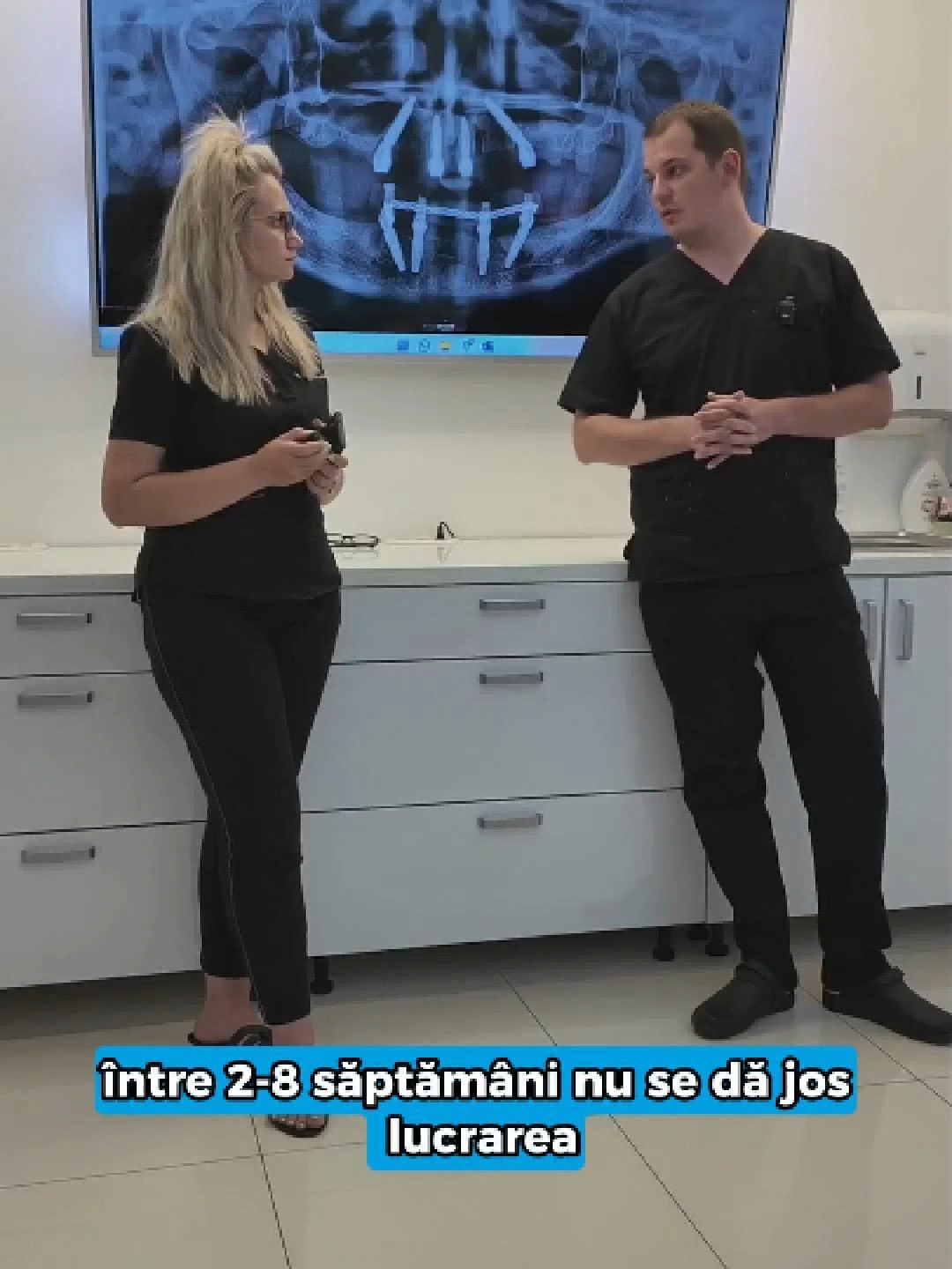 🦷 Cât durează vindecarea după un implant sau extracție? Și când vine momentul lucrării definitive? 📌 Află tot ce trebuie să știi despre pașii reali pe care îi urmează un pacient Denta Clinic – de la extracție sau implant, până la lucrarea finală:   ✅ Perioada de vindecare post-operator: 7 zile. Durerile dispar în primele 3 zile, iar firele se scot la o săptămână. ✅ Implantul se osteointegrează în 3 luni – timp în care el devine parte din osul tău. ✅ Lucrarea provizorie se pune imediat doar în cazul implanturilor cu încărcare rapidă – cu o durată de viață de aprox. 6 luni. ✅ Lucrarea definitivă se montează doar după ce corpul este complet pregătit – cu rezultate pe viață. ✅ Când poți mânca normal? După 4–5 zile, deja poți mesteca fără griji și fără dureri. 💡 De ce nu se pun toate implanturile cu încărcare imediată? Pentru că nu toate cazurile o permit medical, iar noi alegem mereu soluția sigură, personalizată pentru fiecare pacient. 🎯 La Denta Clinic nu „punem dinți”, ci reconstruim încredere, siguranță și zâmbete reale. — ✅ La Denta Clinic, punem accent pe fiecare detaliu pentru ca tu să te bucuri de o dantură fixă funcțională și estetică, care să dureze o viață întreagă. 🦷 Dantură Fixă pe Implanturi fără durere, cu tehnologii moderne și tratamente personalizate. 🎯 Intră în grupul nostru de suport – „Denta Clinic pentru Pacienți” – și discută direct cu alți pacienți sau cu medicii noștri 👉 https://www.facebook.com/groups/240577866975450/ 💬 Fiecare pacient beneficiază de consultație GRATUITĂ și ghidare completă în alegerea celei mai bune soluții de tratament. 🔹 Intervențiile se fac fără durere, sub anestezie locală sau sedare conștientă, alături de echipa noastră experimentată. 🔍 Vezi testimoniale video și scrise aici: https://shorturl.at/iCp4M 📞 Programează-te acum prin WhatsApp: +40 761 233 220 📍 Ne găsești pe Calea București 193A, Râmnicu Vâlcea 🌐 Detalii complete pe site: www.dentaclinic.ro 🔗 Link util: linktr.ee/dentaclinic.vl #DentaClinic #ImplanturiFaraDurere #DanturăFixă #FărăDurere #ZâmbetNou #RecuperareRapidă #ConsultațieGratuită #PaciențiFericiți #TransformăriReale #EchipăEmpatică #RâmnicuVâlcea #ZâmbetDeDurată #ImplantDentar