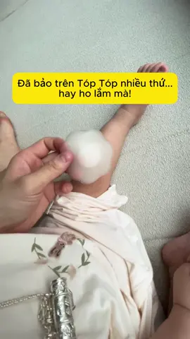 Từ ngày có tóp tóp em học lỏm được đủ thứ hay ho, kể cả trong việc chăm con luôn á. Nói chung là… lướt tóp tóp nhiều lên nha các Mom🤭 #meochamcon #beyeu #chamsocbesosinh #reels 