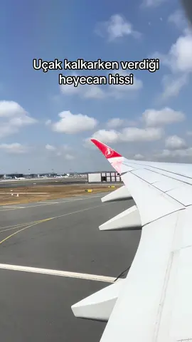 #airplane #uçak #uçakyolculuğu #havalimanı #istanbulairport #turkıshairlines 