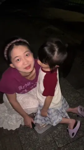 广东摆摊记开始了~也结束了...夜宵又有着落了~#lttmina #mina_vlog #fyp #funnyvideos @𝙈𝙞𝙣𝙖 🇨🇳 