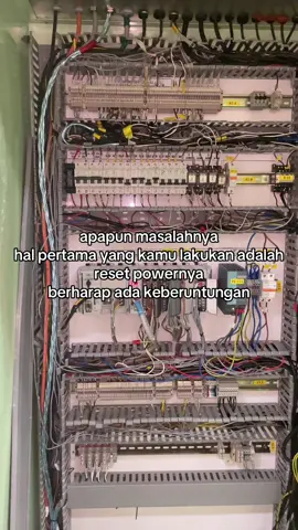 ada yang sama. ?? #tekniklistrik⚡ #tekniklistrik #electrikalwork #electrical #wiringpanellistrik #elektrik #teknik #listrik #teknikelektro #fypage #fyp #foryou 