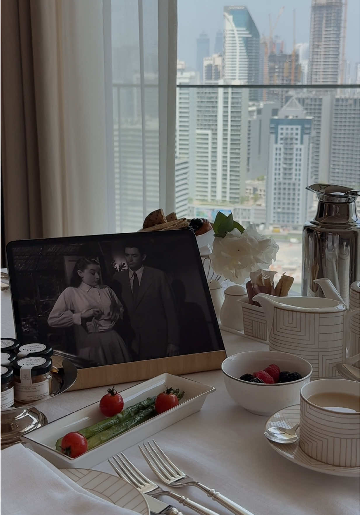 #thelana #fyp #romantic #thelanadubai #بدر_عبدالمحسن 