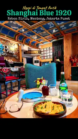 Ngopi di Tempat Antik @ Shanghai Blue 1920, Kebon Sirih, Menteng, Jakarta Pusat . #ngopiditempatantik #ngopi #tempatngopi #tempatantik #rekomendasitempatngopi #tempatantikuntukngopi #shanghaiblue1920 #warongshanghaisoendakelapa #warongshanghai #shanghaiteahouse  #chineserestaurant #restorancina #rumahmakancina #kebonsirih #menteng #jakartapusat #jakarta #restaurant #restoran #rumahmakan #tugurestaurants 