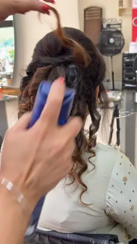 Tiktok hairstyles #tiktokcoventryuk🇬🇧🇬🇧 #coventrymua #westmidlandsmua#westmidlandshairstylist #westmidlandmakeupartist #tiktokstar #instareels♥️ #weddingvibes❤️ 