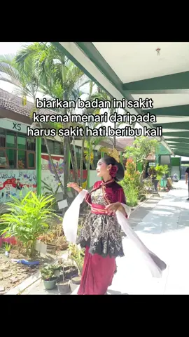 🌚❤️‍🔥💋🫶🏻🌹 #tari #penari #kediri24jam #foryoupage #fyp 