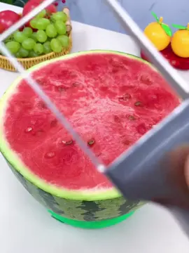 Two-in-one melon cutter #fyp #Home #amazon #amazonfinds #homehacks #amazonmusthaves 