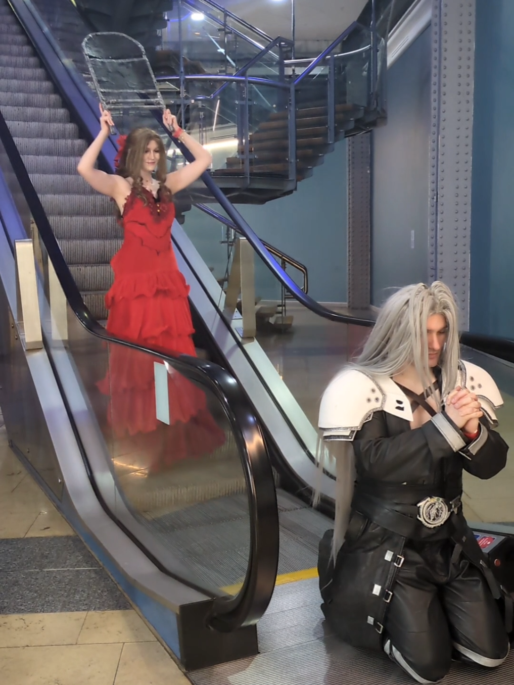 leaked part 3 ending trust 🙏 🐍: horzacosplay 📷: @Vani  📍: @MegaCon Live  #megaconlive #ff7cosplay  #ff7remake #aerithgainsborough  #sephiroth 