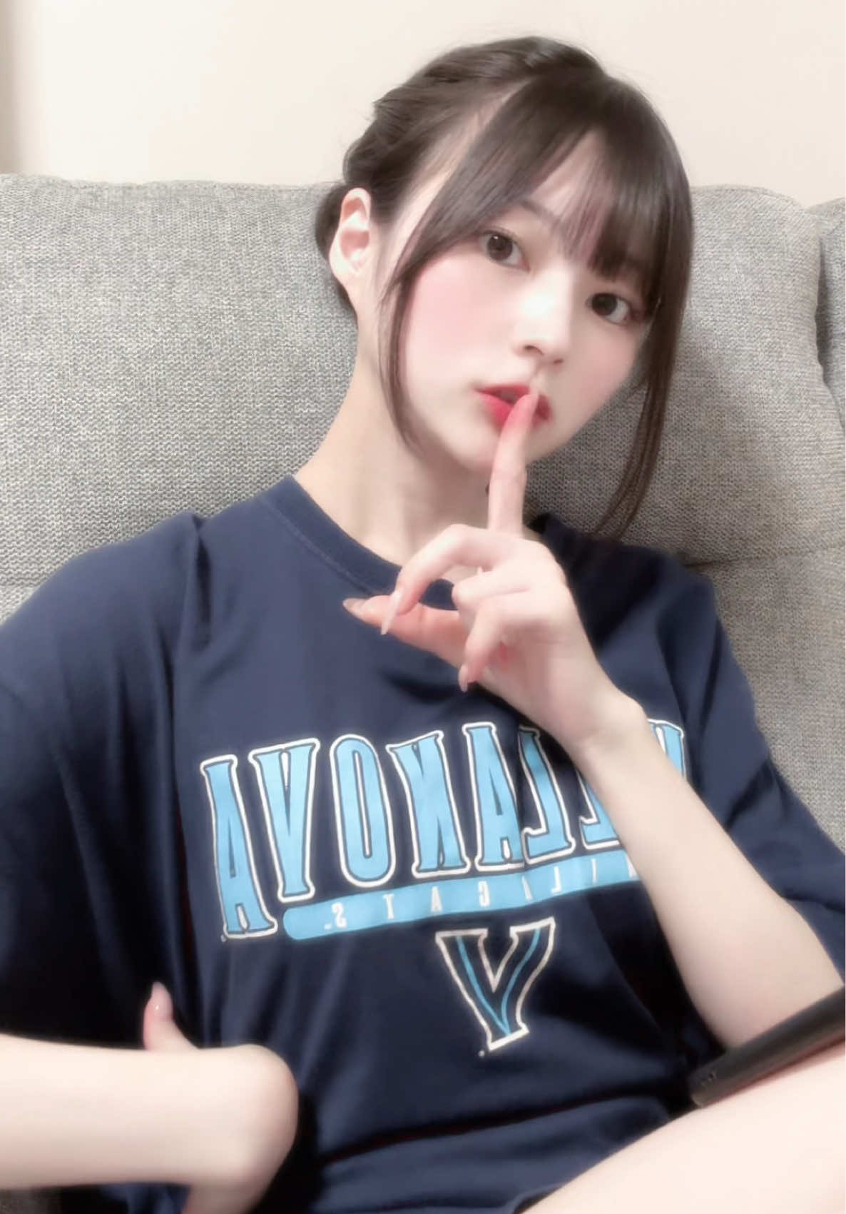 もう寝ちゃった？おやすみ言ってから寝て、🐈‍⬛ #japanesegirl #宇咲ちゃん 