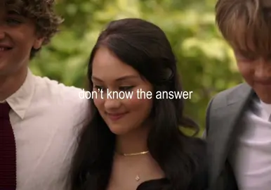 sometimes you just don’t know the answer… #champagnepromblems #taylorswift #thesummeriturnedpretty #bellyconklin #conradfisher #jeremiahfisher #tsitp3  the idea credit goes to : @lilly !!! 💘💘💘