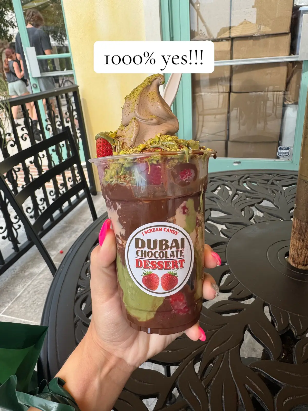 1000% yes!!! I tried the chocolate bar and didn’t care for it, but this is so good!!! #myrtlebeach #dubaichocolate #dubaistrawberrychocolatecup #vacationvibes #viraldessert 