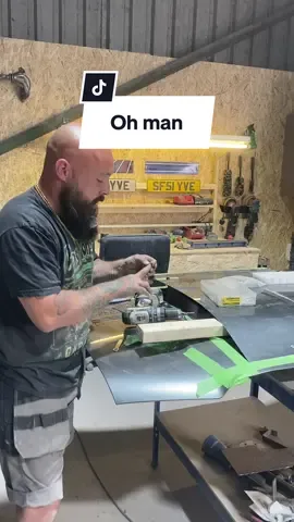 Erm…. Ooops #gunslingerspeedshop #workshop #accident #hospital 