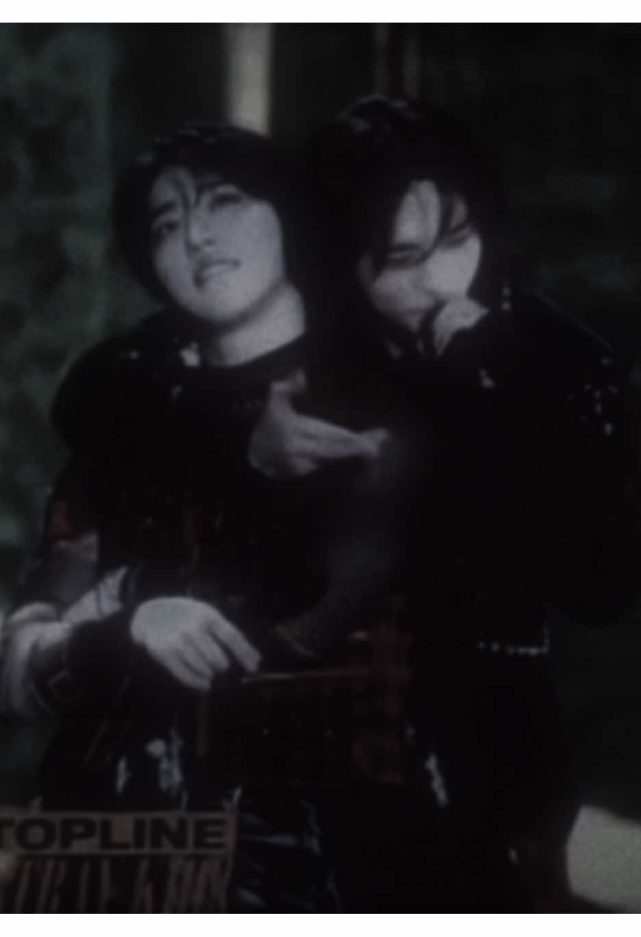 #HYUNJIN + #JISUNG • {REPOST bc one clip annoyed me} • i want to go feral on them 🥰 • #hwanghyunjin #hanjisung #hyunjin #han #jisung #straykids #piercetheviel #sofarsofake #punk #emo #kpop #edit #fyp #viral #keira_myth 