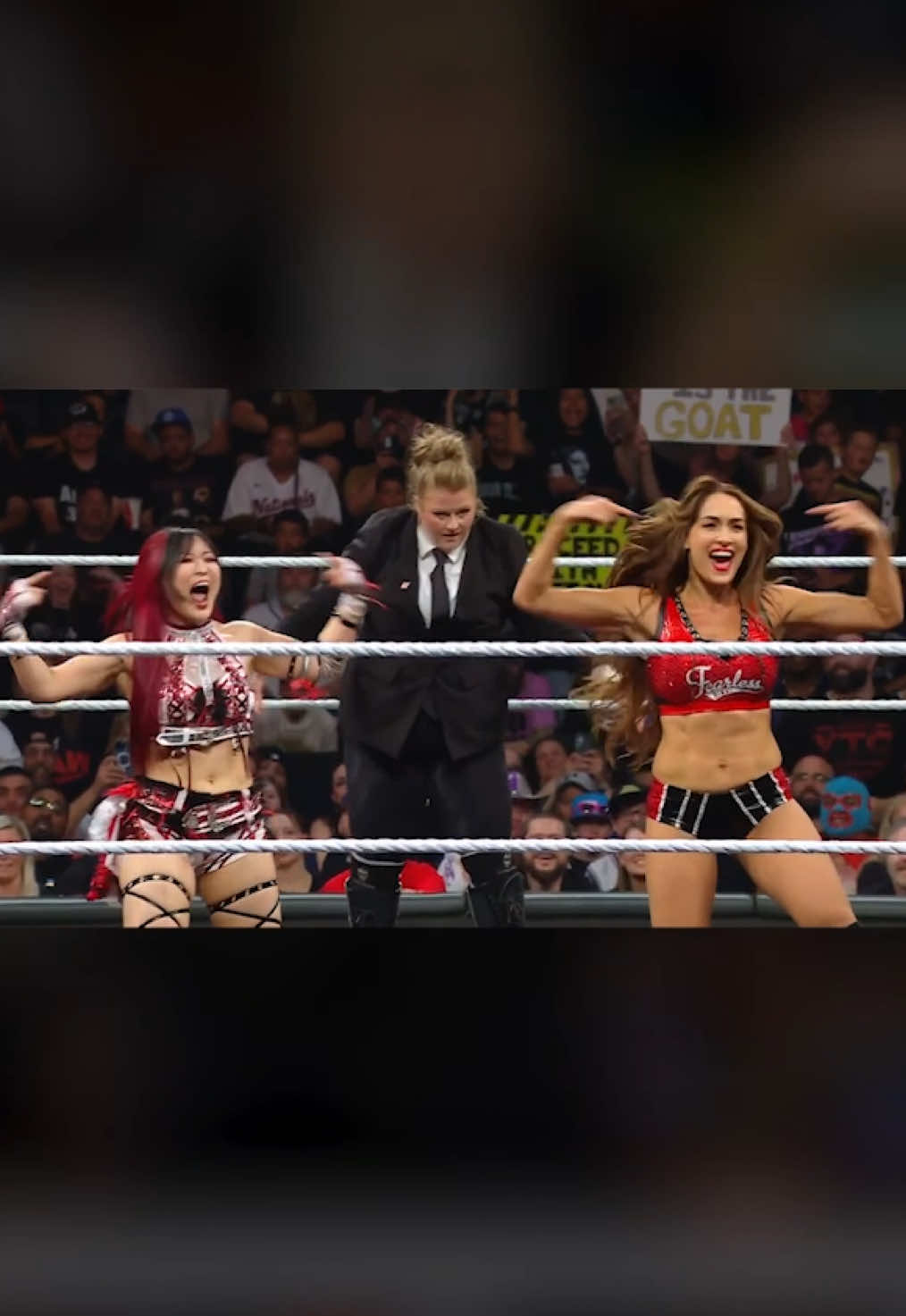 everybody loves to hit the 👉😆👈 #WWE #IYOSKY #NikkiBella #PiperNiven