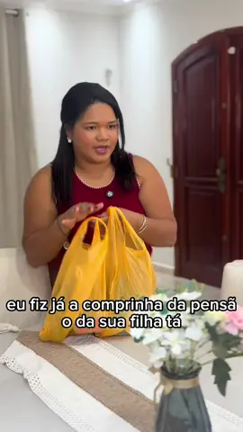 Madrasta acha que por direito ela que tem que comprar as coisas da enteada e marido te coloca no seu devido lugar #viral_video 
