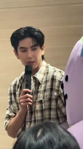 เพื่อนสนิทที่สุดของเชี่ยนคือใครไม่ต้องสืบ #มหกรรมนิยายนานาชาติ2025xJS  #jimmysea #จิมมี่ซี  #jimmyyjp #จิมมี่จิตรพล  #sea_tawinan #ซีทวินันท์ @Jimmy_Jitaraphol  @Sea_tawinan  @AVOCEAN 
