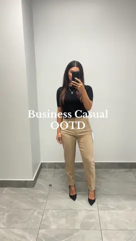 OOTD! #corporateoutfits #realisticofficeoutfit #corporateoutfitideas #businesscasual 