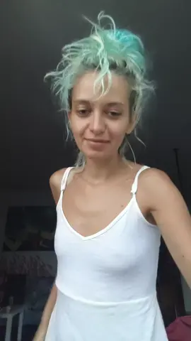 #stitch with @evetastick #messybun #hairtutorial #hairstyle 