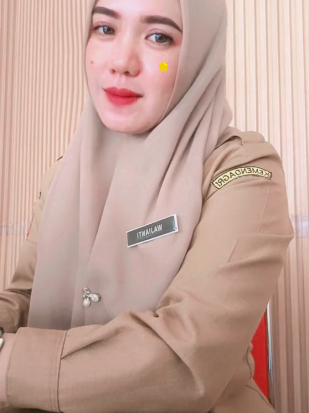 Assalamualaikum 🤗 _ _ VT BY : _ _ _ _ _ #fypシ #pnscantik #pns #pnscantikid #guru 