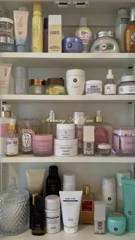 morning self care 🛁🦢🤍 #fyp #aesthetic #selfcareroutine #skincare #selfcareaesthetic #morningroutine #pinterestaesthetic #bloompartner @Bloom Nutrition 