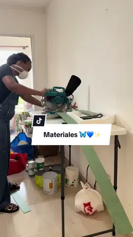 🎉 ¡CONCURSO! 🎉 Quiero premiar a mi comunidad regalando los materiales que utilicé en este proyecto y un poco mas ✨ Materiales: masilla, lijas, primer,rodillo espuma y pintura (Montonature) ya que en este proyecto gasté menos de 3 cuartos de pintura con este galón podrás transformas muchas cosaaas 🎨🛠️ Participar es súper fácil: 1️⃣ Sígueme 2️⃣ Comparte el vídeo  El ganador será anunciado el 10 de agosto 📢 Mientras más veces compartas, ¡más oportunidades tienes de ganar! ¡Muchísima suerte! 🍀💖
