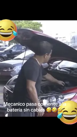 Mecanico pasa corriente sin cables 🤣🤣🤣