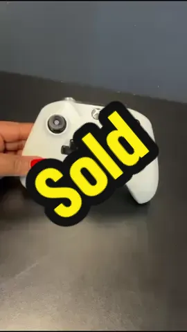 Level up your game 🎮 The Xbox Series Controller – Robot White is here for smooth, next-gen action. Only R499! Available in-store and online. Ask for Kopano. #XboxSeriesX #GamingSetup #TechTok #FYPza #GamerGear