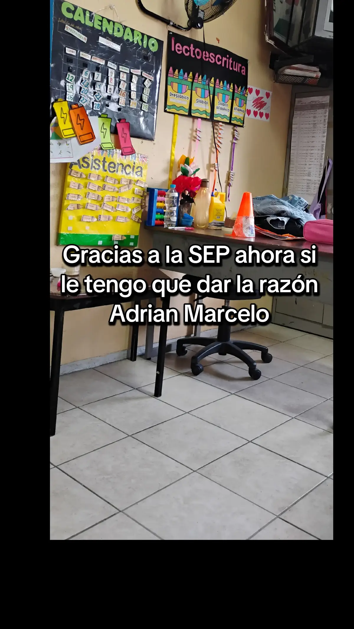 Con estas nuevas generaciones, ser maestro es otro nivel, nunca pensé que ahora íbamos a ser nosotros los regañados por los padres de familia y trabajar en particular es peor. 👩‍🏫👨🏻‍🏫