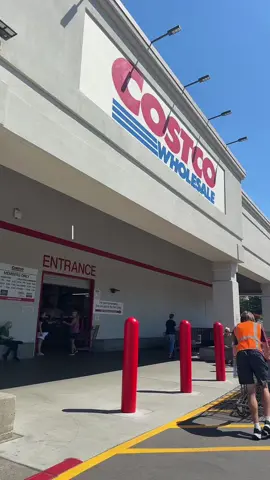 Guess how much the total is in the comments 🤪 #costco #shopwithme #washington #pnw #fyp 